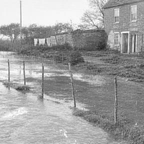 Manor Farm, Handley - Floods 6th Jan 1925